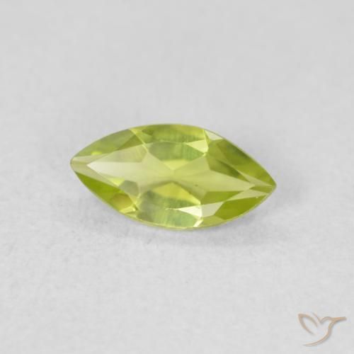 Peridoto Verde acceso naturale da 0.57 ct, Taglio marquise, VVS-VS