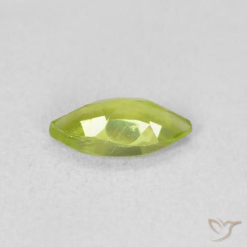 Peridoto Verde medio naturale da 0.62 ct, Taglio marquise, VS