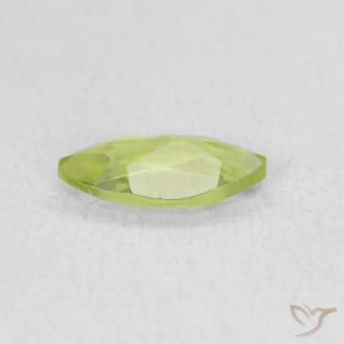 Peridoto Verde medio naturale da 0.55 ct, Taglio marquise, VS