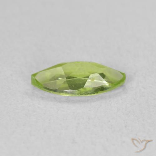 Peridoto Verde brillante naturale da 0.59 ct, Taglio marquise, VVS-VS