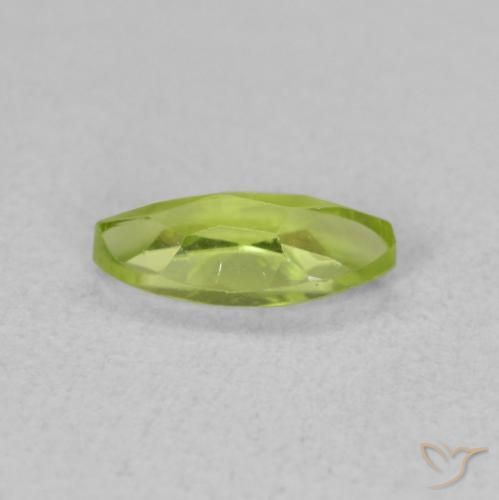Peridoto Verde brillante naturale da 0.65 ct, Taglio marquise, VVS-VS
