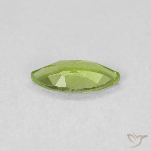Peridoto Verde acceso naturale da 0.56 ct, Taglio marquise, VS
