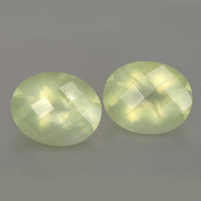 Prehnite naturale verde da  ct, trasparente, trasparente/traslucido