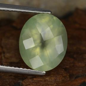 Prehnite naturale verde da 4,78 ct, taglio ovale, traslucido
