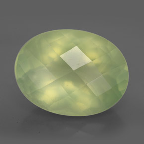 Prehnite naturale verde da 9,56 ct, trasparente, trasparente/traslucido