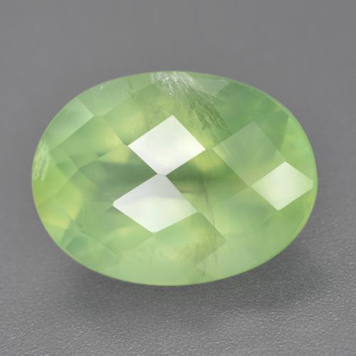 Prehnite naturale verde da 10,27 ct, taglio ovale, traslucido