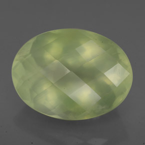 Prehnite naturale verde da 10,07 ct, trasparente, trasparente/traslucido