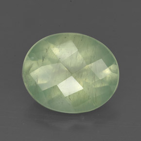 Prehnite naturale verde da 4,71 ct, trasparente, trasparente/traslucido