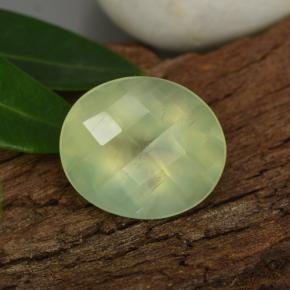 Prehnite naturale verde da 4,75 ct, taglio ovale, traslucido