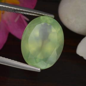 Prehnite naturale verde da 9,48 ct, taglio ovale, traslucido