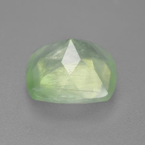 Prehnite naturale verde da 6,90 ct, taglio a cuscino, traslucido