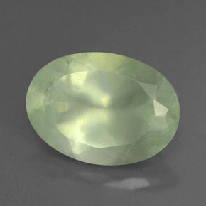 Prehnite naturale verde da 5,61 ct, trasparente, trasparente/traslucido