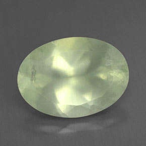 Prehnite naturale verde da 5,61 ct, trasparente, trasparente/traslucido