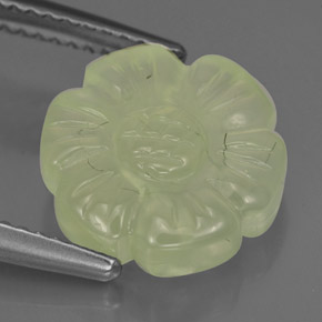 Prehnite naturale verde da 4,85 ct, forma fantasia, traslucido