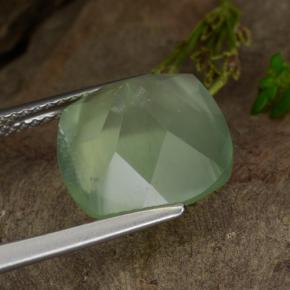 Prehnite naturale verde da 6,67 ct, taglio a cuscino, traslucido