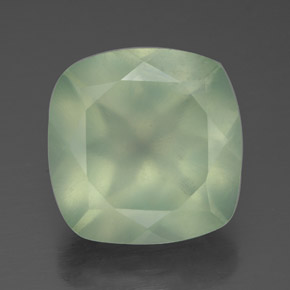 Prehnite naturale verde da 6,41 ct, taglio a cuscino, traslucido