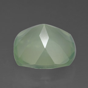 Prehnite naturale verde da 6,41 ct, taglio a cuscino, traslucido