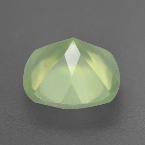 Prehnite naturale verde da 6,33 ct, taglio a cuscino, trasparente