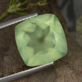 Prehnite naturale verde da 7,07 ct, taglio a cuscino, traslucido