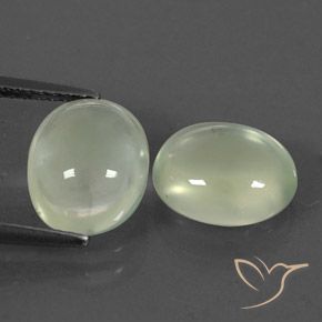 Gemme di Prehnite Verde grigiastro naturale da 5.26 ct, Ovale, Trasparente/Traslucido