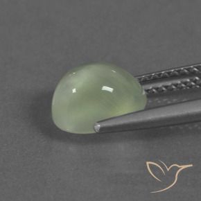 Prehnite Light Green  naturale da 2.23 ct, Ovale, Trasparente/Traslucido