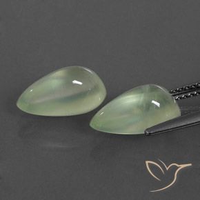 Gemme di Prehnite Pale Yellowish Green    naturale da 6.20 ct, Forma a pera, Trasparente/Traslucido