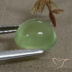 Prehnite Medium Green  naturale da 2.11 ct, Ovale, Trasparente