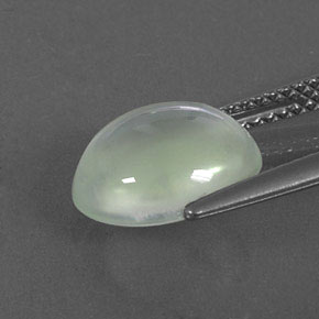 Prehnite naturale verde da 3,95 ct, taglio ovale, trasparente