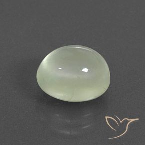 Prehnite Warm Green     naturale da 3.04 ct, Ovale, Trasparente/Traslucido