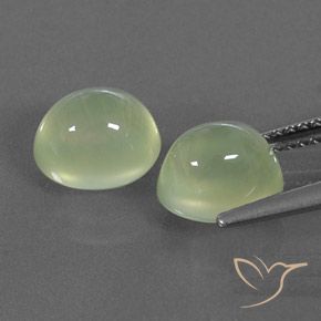 Gemme di Prehnite Medium Green  naturale da 4.71 ct, Ovale, Trasparente/Traslucido