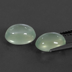 Prehnite naturale verde da 4,71 ct, taglio ovale, trasparente