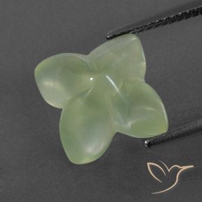 Prehnite Pale Green  naturale da 6.89 ct, Taglio a fiore, Trasparente/Traslucido