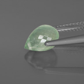 Prehnite naturale verde da 2,46 ct, briolette, trasparente