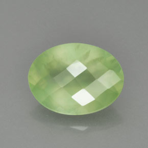 Prehnite naturale verde da 8,71 ct, trasparente, trasparente/traslucido