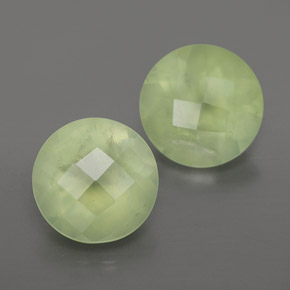Prehnite naturale verde da 3,69 ct, trasparente, trasparente/traslucido