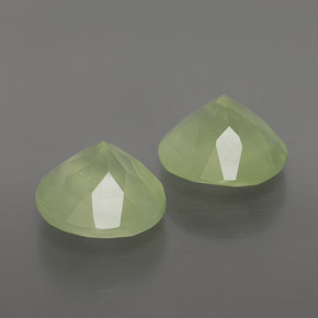 Prehnite naturale verde da 3,69 ct, trasparente, trasparente/traslucido