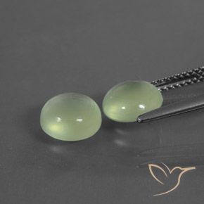Gemme di Prehnite Verde Pera Pallido naturale da 3.88 ct, Rotondo, Trasparente