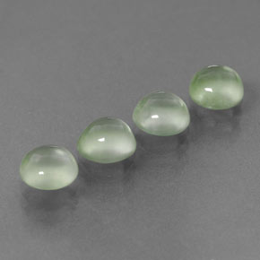 Prehnite naturale verde da  ct, taglio rotondo, trasparente