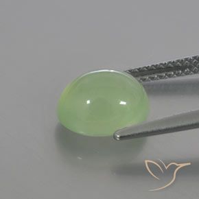 Prehnite Verde lime chiaro naturale da 2.81 ct, Ovale, Trasparente/Traslucido
