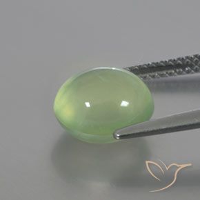 Prehnite Verde lime chiaro naturale da 3.72 ct, Ovale, Trasparente/Traslucido