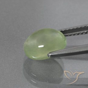 Prehnite Verde pallido naturale da 2.94 ct, Ovale, Trasparente