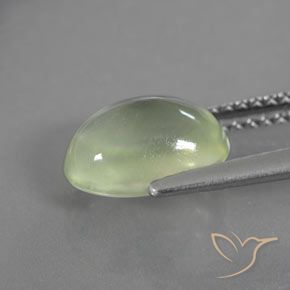 Prehnite Verde Pera Pallido naturale da 2.44 ct, Ovale, Trasparente