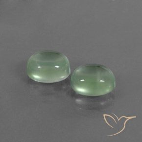 Gemme di Prehnite Verde caldo naturale da 4.04 ct, Ovale, Trasparente