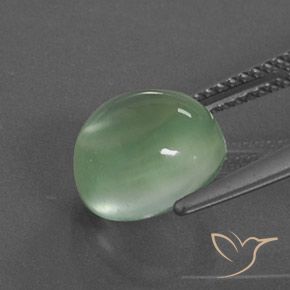 Prehnite Verde lime naturale da 4.17 ct, Ovale, Trasparente