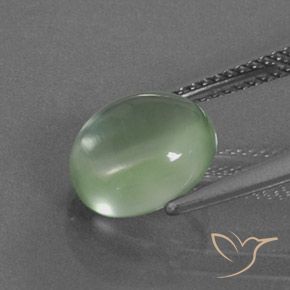 Prehnite Verde Pera Chiaro naturale da 3.17 ct, Ovale, Trasparente