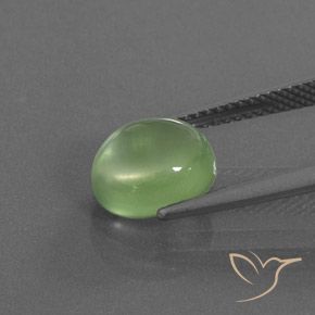 Prehnite Verde giallastro naturale da 3.16 ct, Ovale, Trasparente