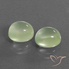 Gemme di Prehnite Verde Pera Pallido naturale da 5.78 ct, Ovale, Trasparente/Traslucido