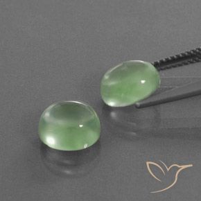 Gemme di Prehnite Verde Pera Pallido naturale da 5.50 ct, Ovale, Trasparente/Traslucido