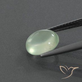 Prehnite Verde giallastro pallido naturale da 2.18 ct, Ovale, Trasparente