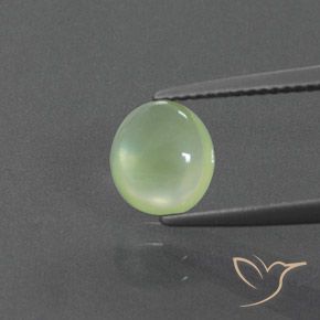 1.76ct Naturale Verde lime chiaro Prehnite, Ovale, Trasparente